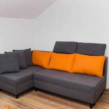 Lovely 1bd Atelier With Location Appartement Varna